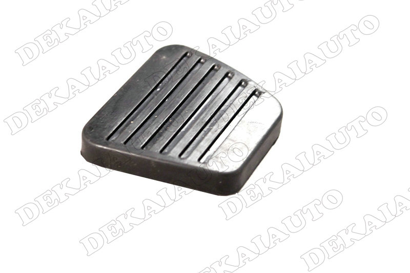 Brake/clutch pedal pad
