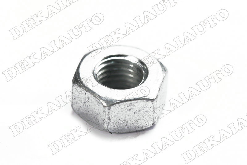 Wheel nut rear  left/right